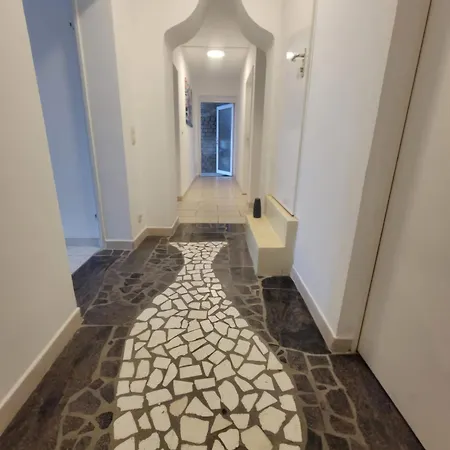 Felician House Daire *